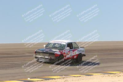 media/Oct-15-2023-Lucky Dog Racing Chuckwalla (Sun) [[f659570f60]]/2nd Stint Bowl/